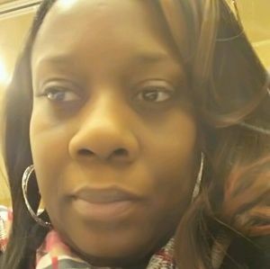 Meet your Posher, Cynthia